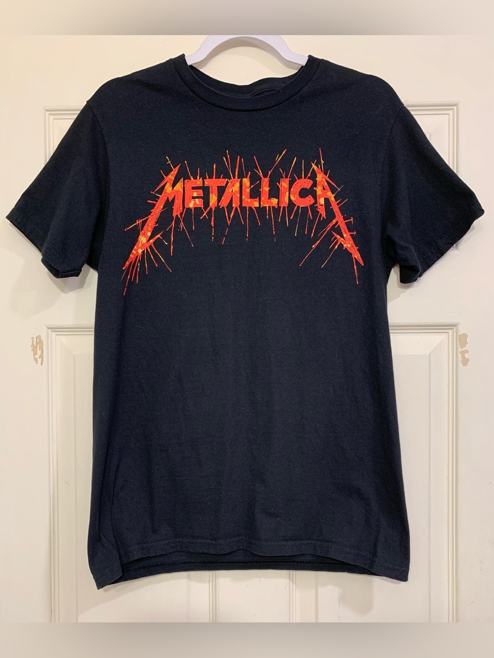 Metallica “Blind Skull” Medium Short Sleeve Unisex T-Shirt.            3434